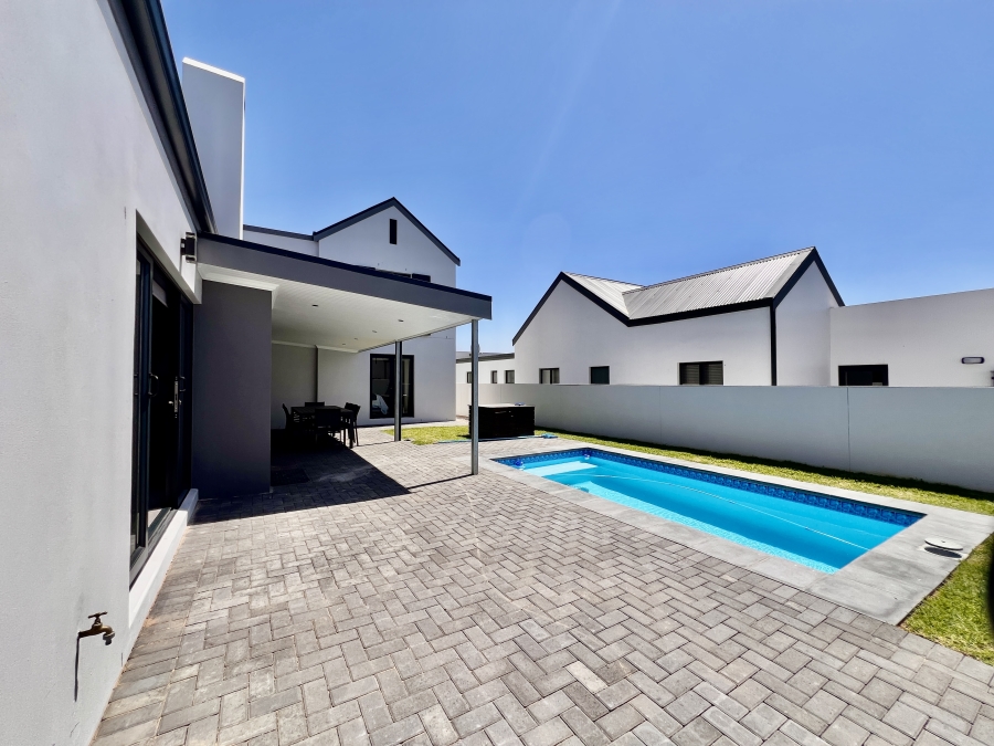 3 Bedroom Property for Sale in Laguna Western Cape